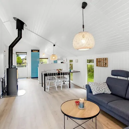 Frender - 800m To The Fjord By Interhome Hemmet